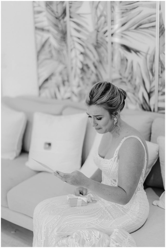 bride reading letter from groom